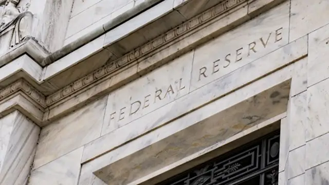 Fed Rate Cut Hype: A Signal of Crypto Market Tops According to Santiment